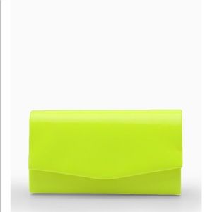 ✨NWT ✨BOOHOO Neon Bag & Chain